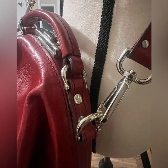 Cécile & Jeanne Paris Red Leather Vintage Doctor Bag Top Handle Crossbody Chic - Picture 6 of 13